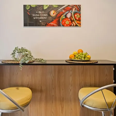 Апартаменти Greenplace Бухарест